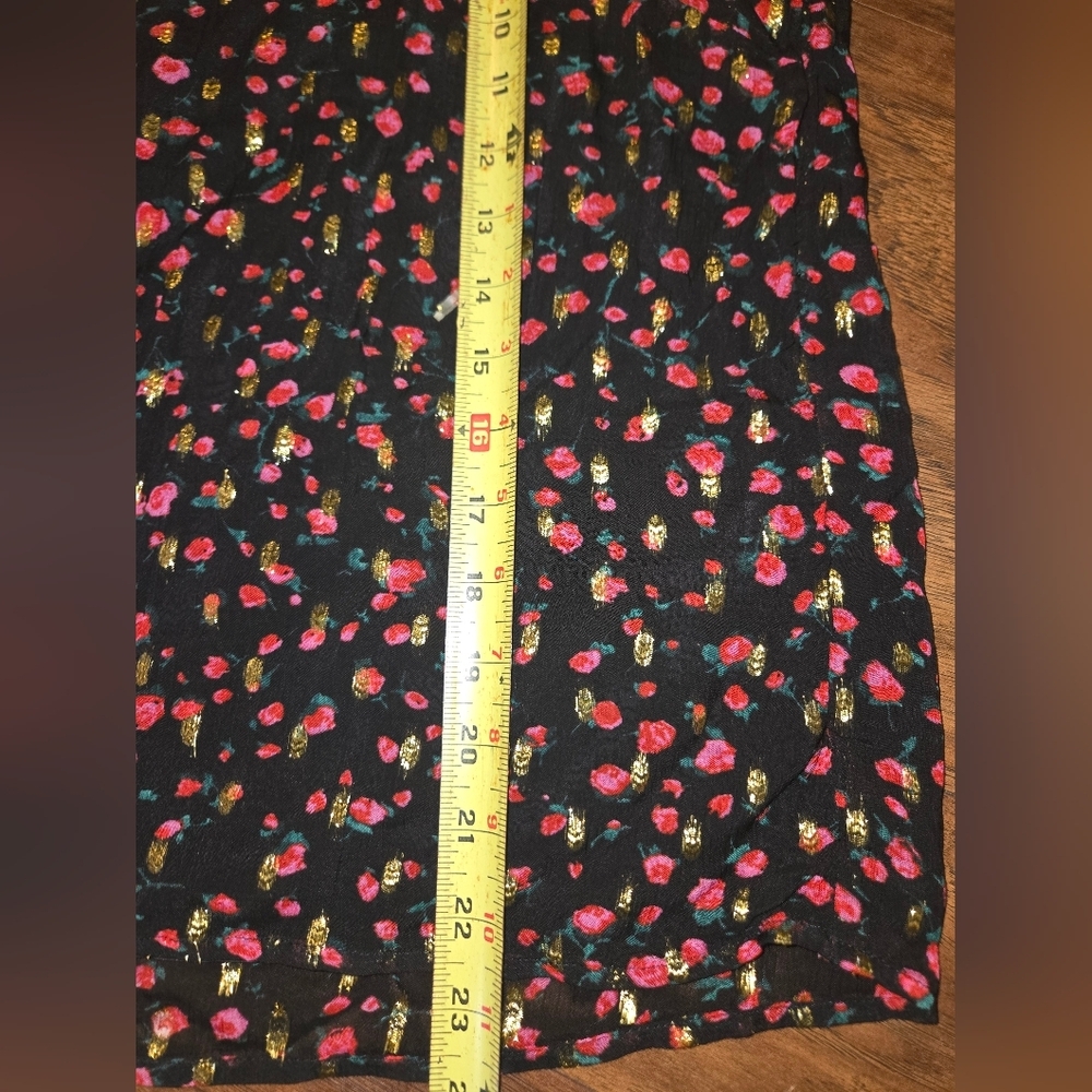 J. Crew Black Red Gold Ruffle Flutter Sleeve Floral Top Medium - Picture 7 of 8
